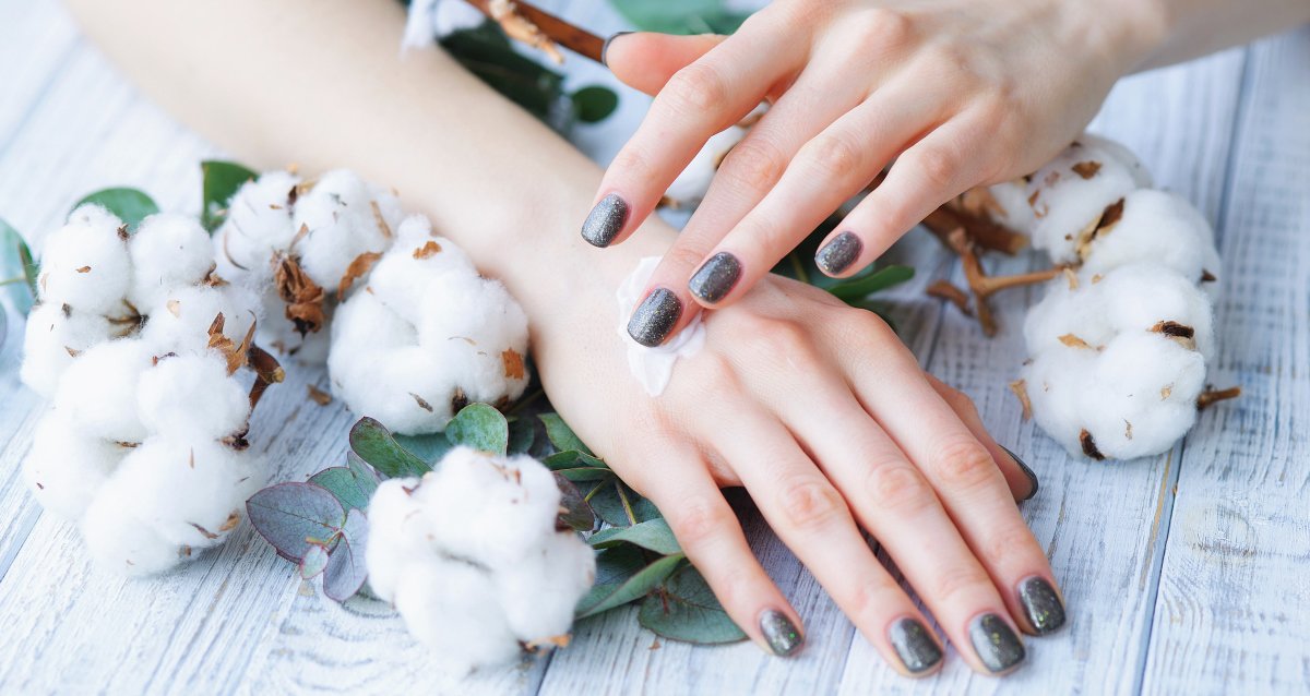 -70% на услуги ногтевой студии Lucky nail