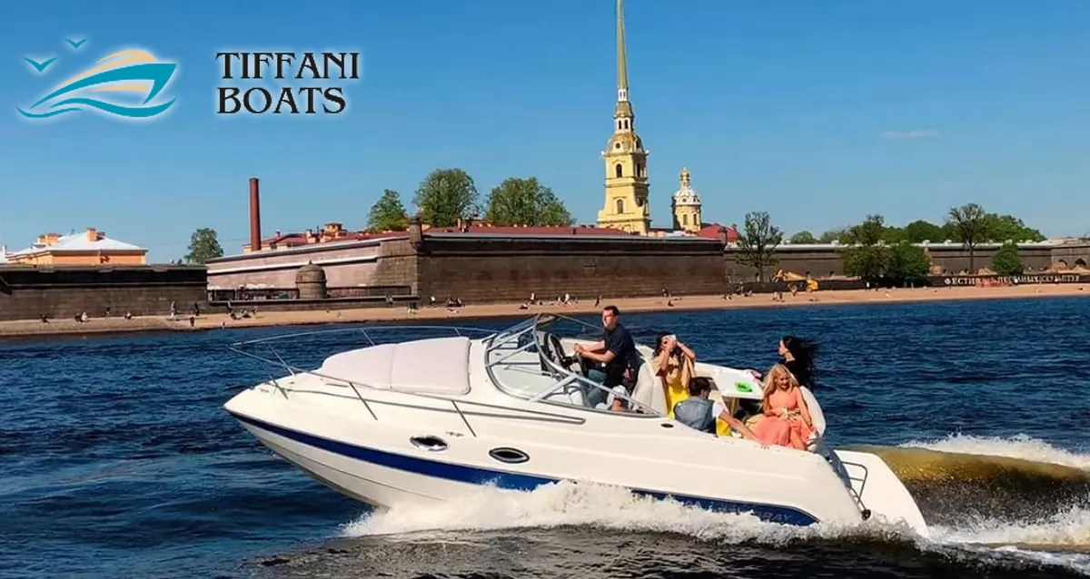 От 5450 р. за час аренды катеров компании Tiffani Boats