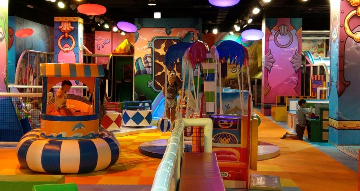 Детский парк развлечений Funky World в ТЦ «Каширская плаза»